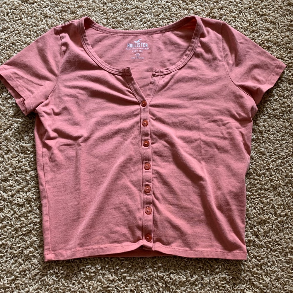 hollister baby tee